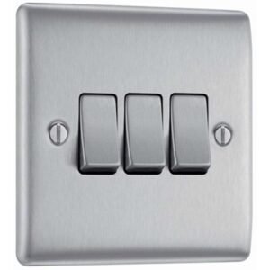 BG 3 GANG 2 WAY SWITCH BRUSHED CHROME